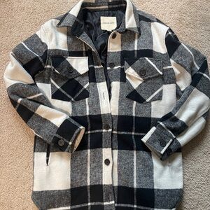 Thread & Supply Black White Plaid Fall Flannel Oversize Jacket - size S